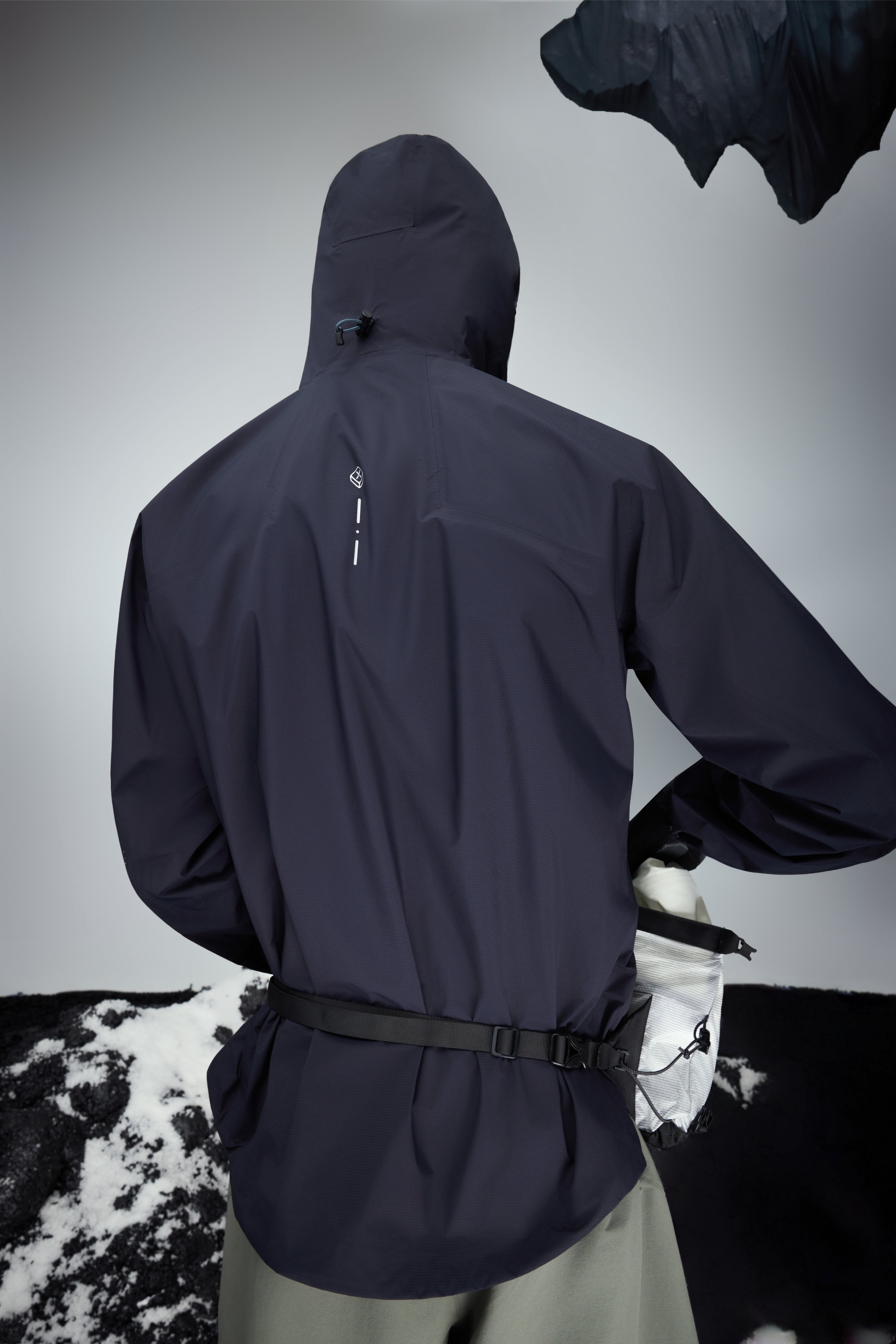 LightSpeed Windbreaker