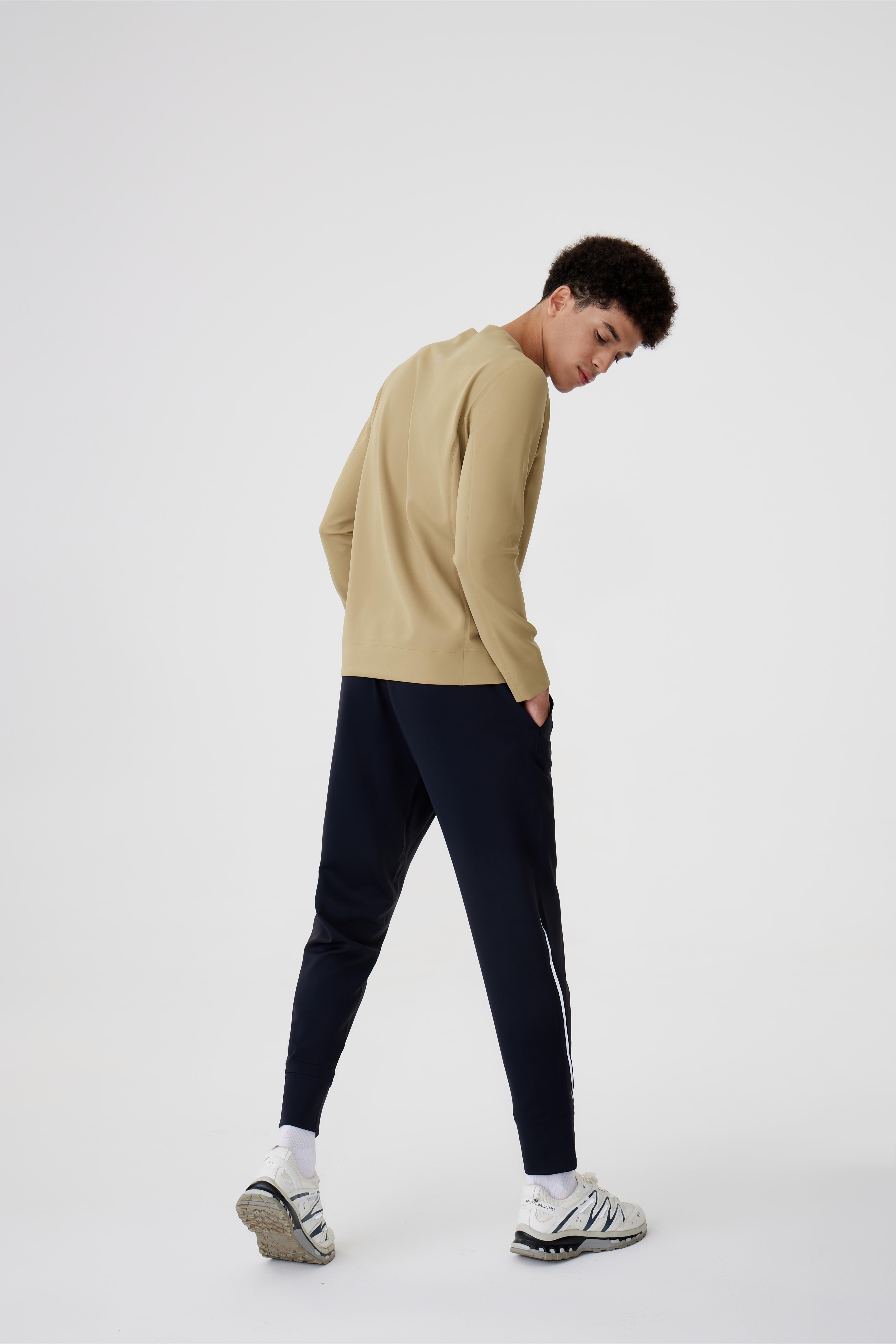 Fitted Crew Sweatshirt